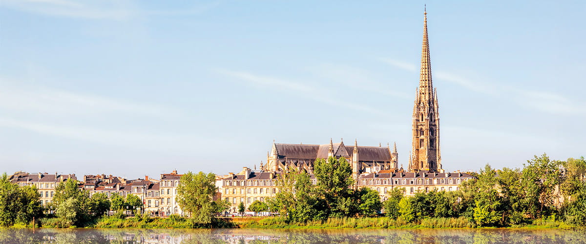 St Michel Cathedral looms over Boredeaux and the Garonne River